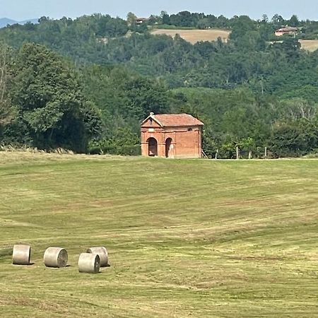 La Valle Incantata Villanova d'Asti Luaran gambar