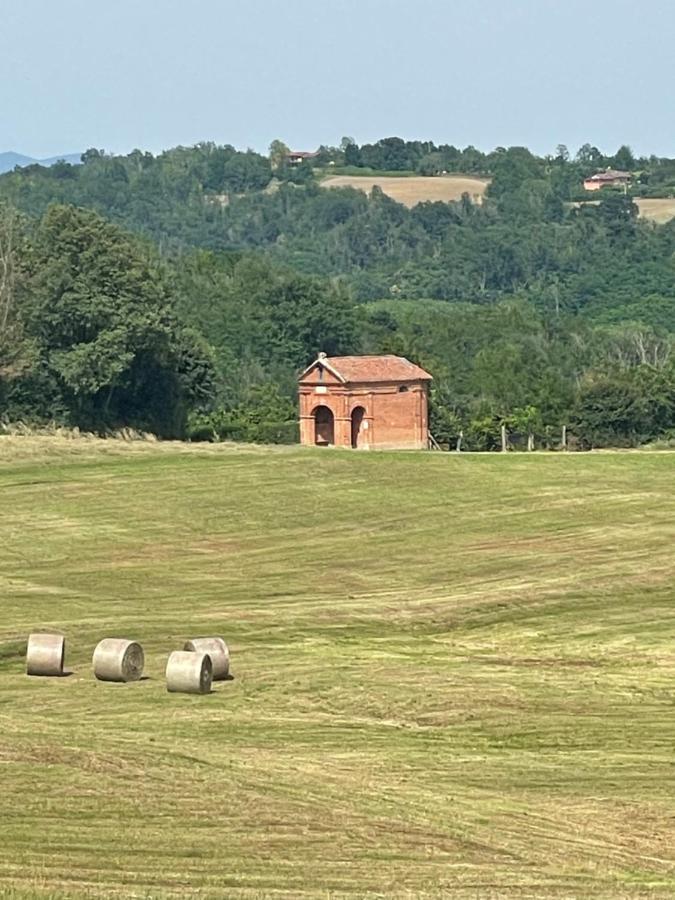 La Valle Incantata Villanova d'Asti Luaran gambar