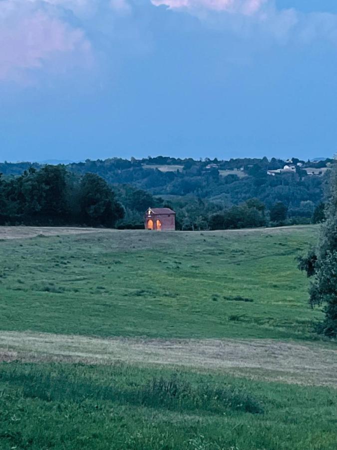 La Valle Incantata Villanova d'Asti Luaran gambar